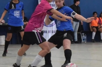 COMODORO Y UNA ACTUACIÓN FENOMENAL EN EL NACIONAL PROMOCIONAL FEMENINO