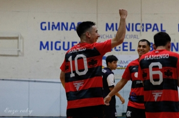 FLAMENGO LOGRA EL PRIMER CHICO