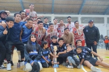 CALETA OLIVIA: ROLLER CENTER CAMPEÒN ANUAL