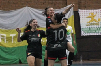 PARANÁ SE LLEVÓ EL TORNEO NACIONAL FEMENINO